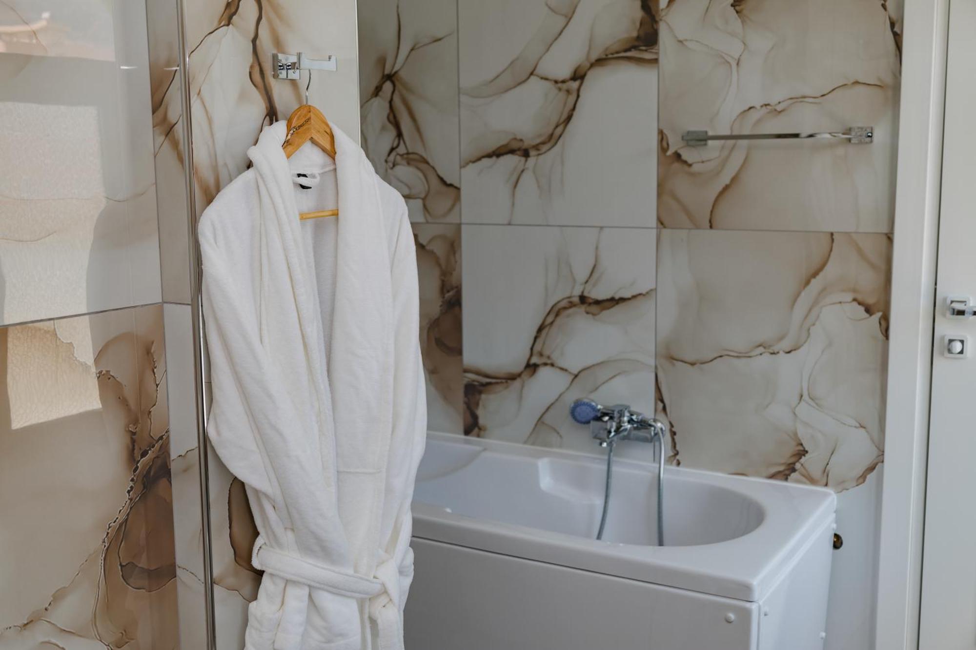 Hotel Riviera Hotel-city Center Wlora