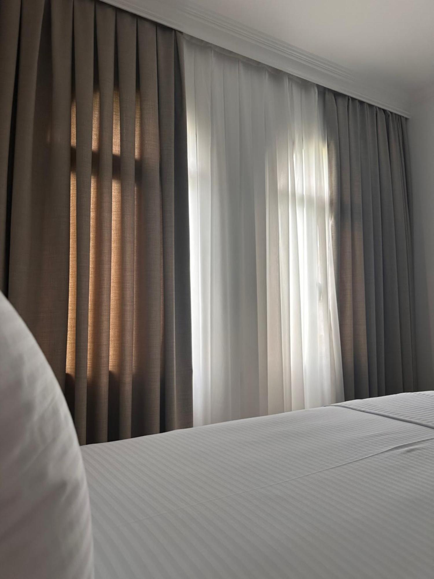 Riviera Hotel-city Center Hotel Wlora